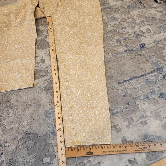 American Eagle Yellow Floral Jeans.  90s straight.  Women's size 14. - Picture 11 of 16